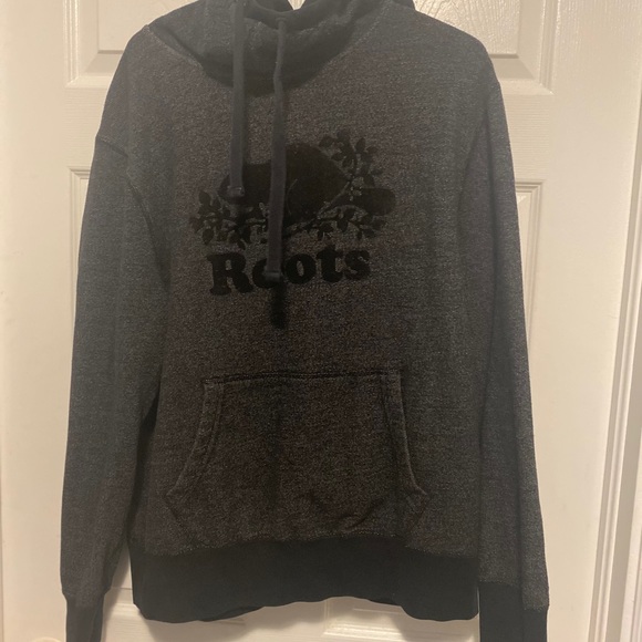 Roots Sweater - Picture 2 of 2